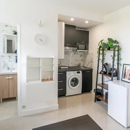 Cozy & Modern Flat Next To M12 Front Populaire Appartement Saint-Denis  Buitenkant foto