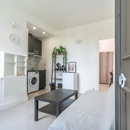 Cozy & Modern Flat Next To M12 Front Populaire Appartement Saint-Denis  Buitenkant foto
